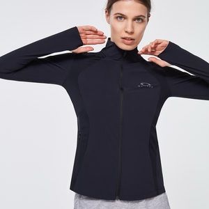 NWT Oakley studio jacket woman’s